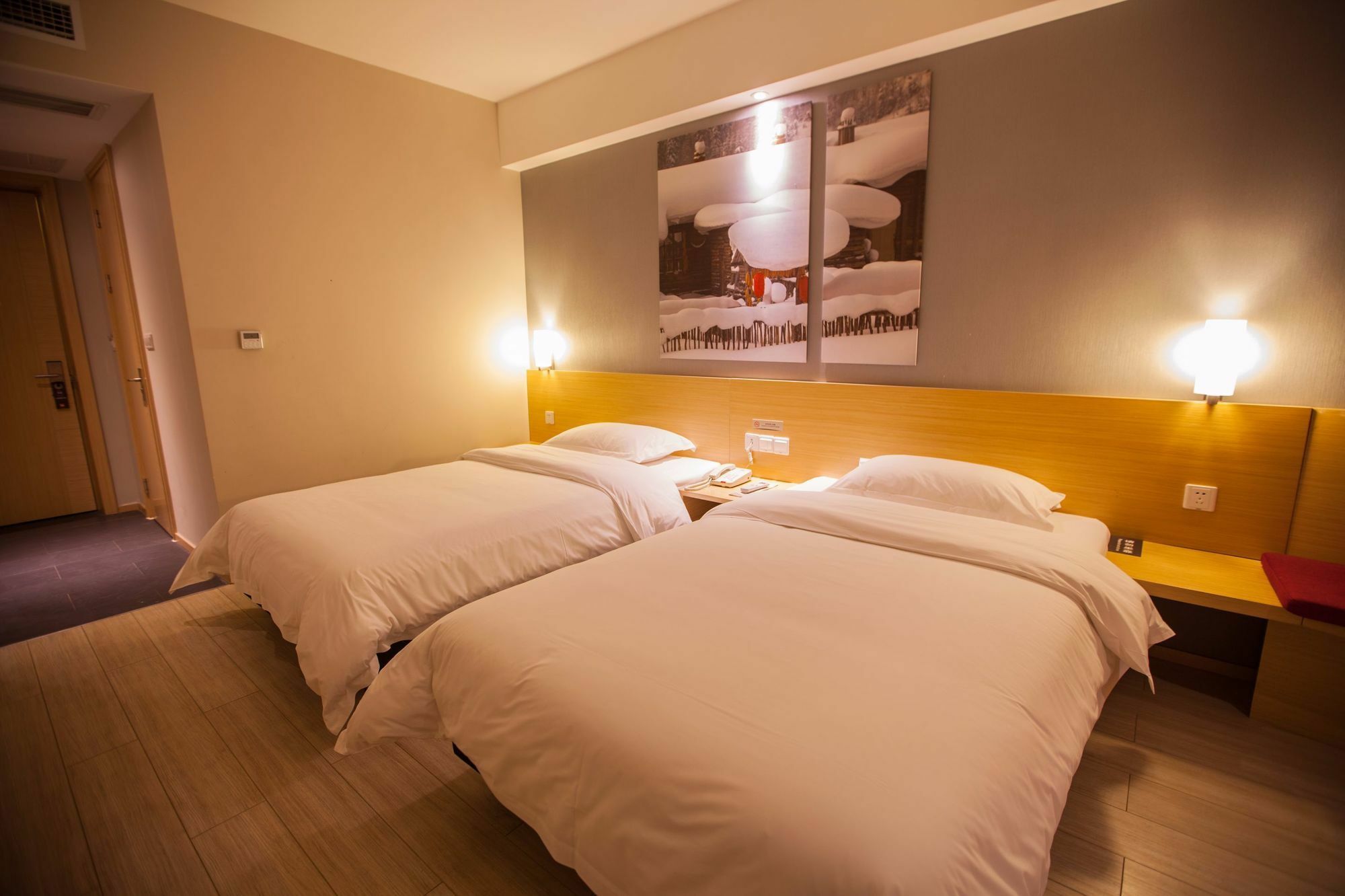 Ibis Leshan City Center Exterior photo