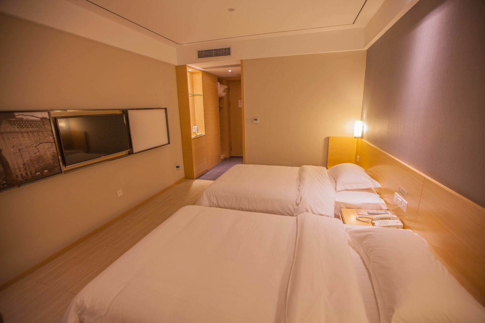 Ibis Leshan City Center Exterior photo