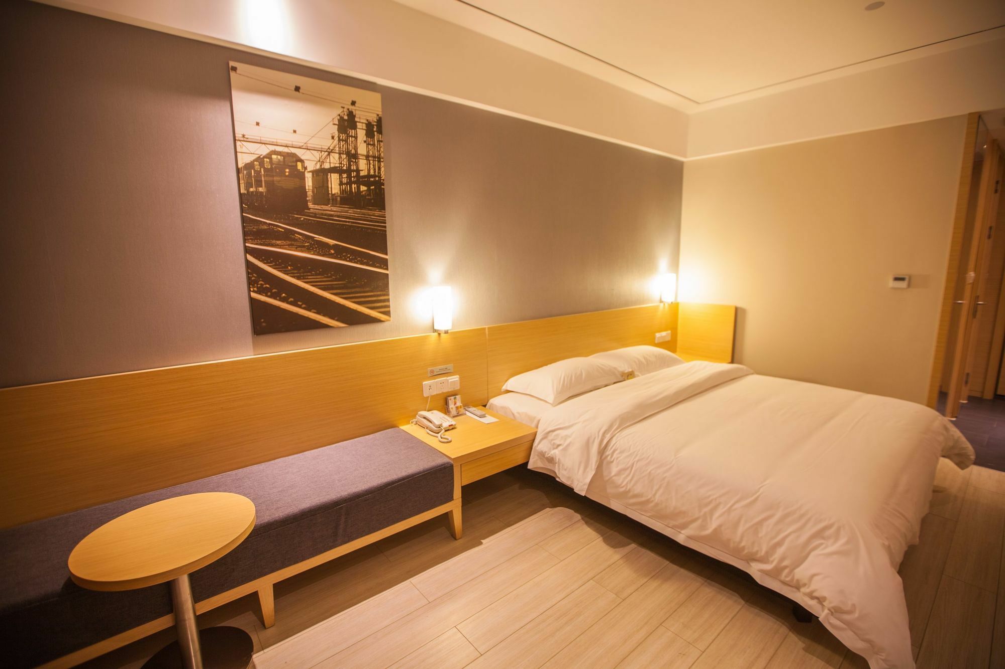 Ibis Leshan City Center Exterior photo